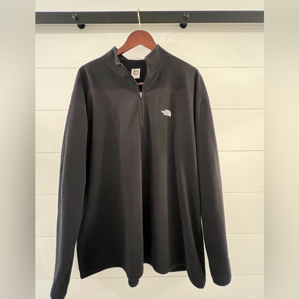 The North Face 1/4 Zip Lightweight Fleece Pullover